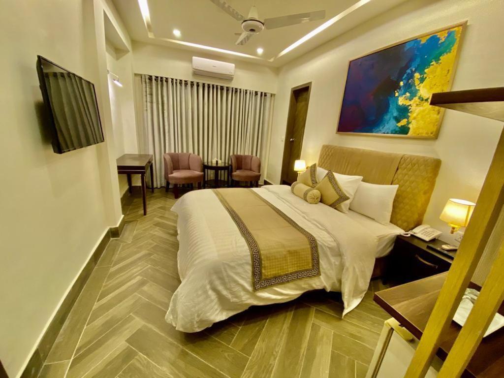 Shelton Hotel Mardan Buitenkant foto